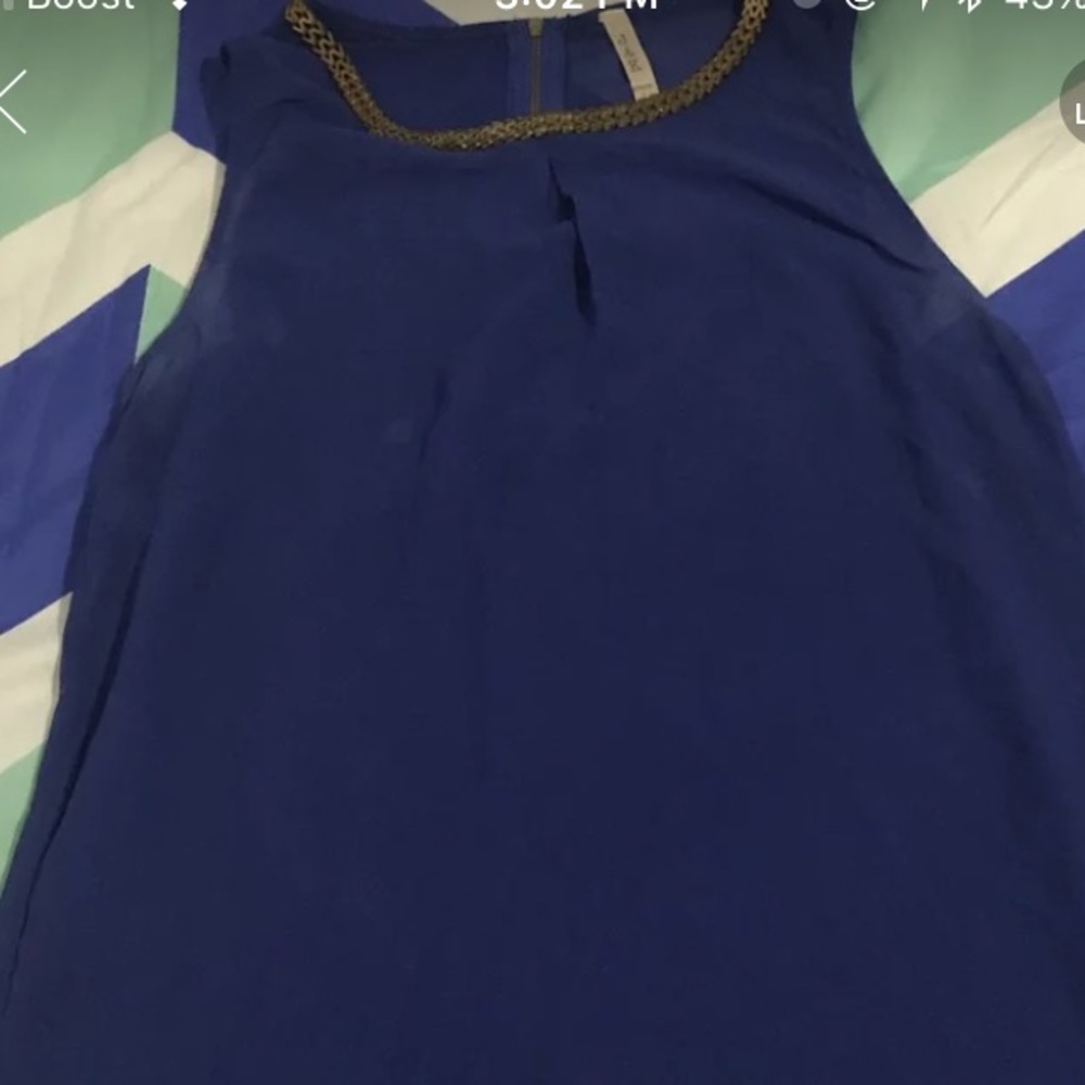 Dressing top